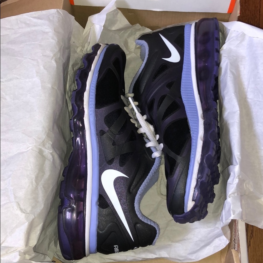 Nike air max size 5y - 6.5 women